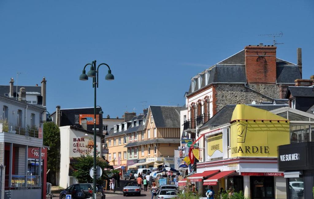 Les Iles Vue Sur Mer Agon-Coutainville Luaran gambar