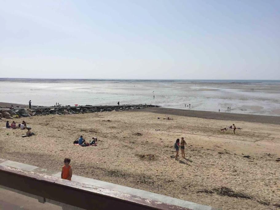 Les Iles Vue Sur Mer Agon-Coutainville Luaran gambar