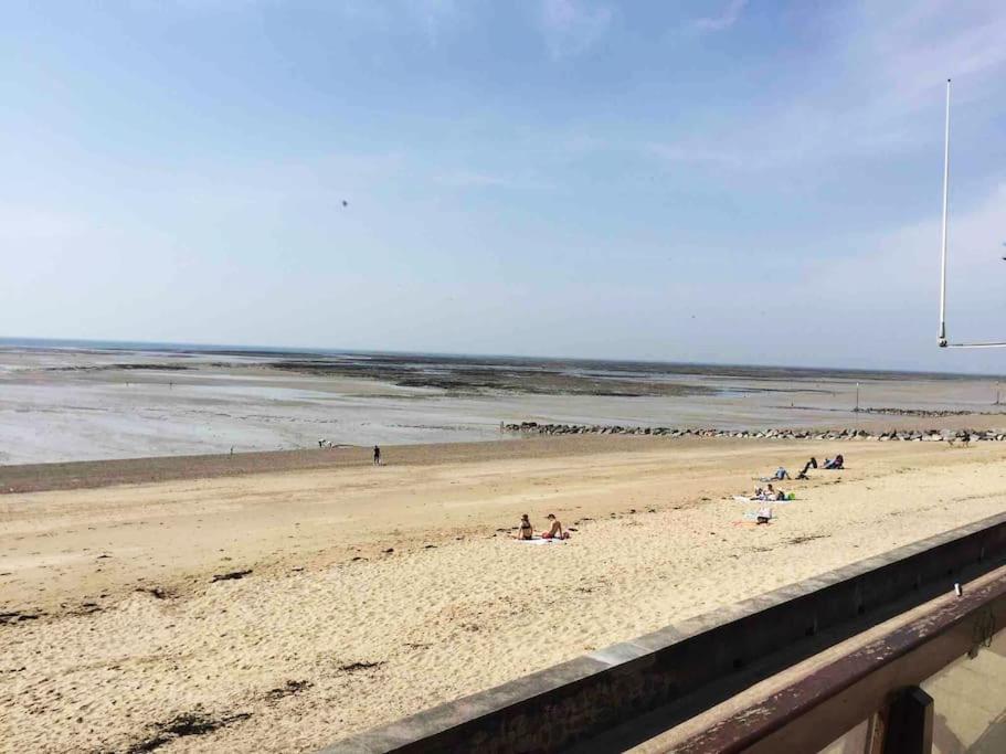 Les Iles Vue Sur Mer Agon-Coutainville Luaran gambar